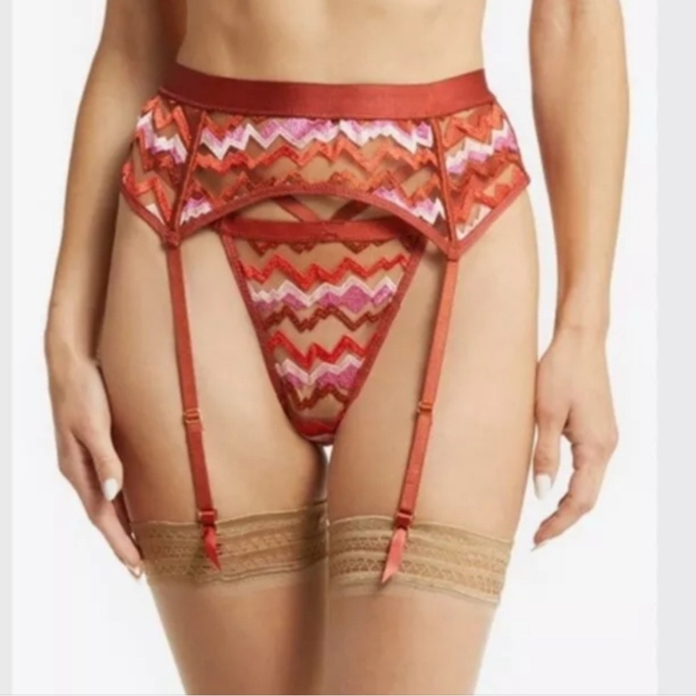 Kilo Brava Orange Chevron Garter Belt Size Large NWT